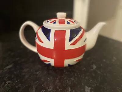 Novelty Union Jack Teapot Ceramic Teapot England • £24.99
