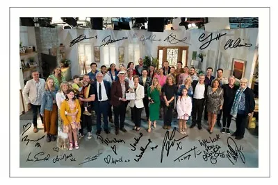 NEIGHBOURS Final Cast Multi Signed Autograph 6x4 PHOTO Gift Print Ramsay St • £3.79