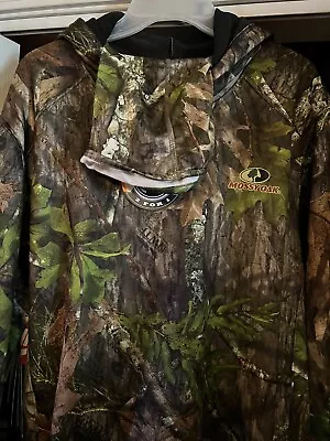 Mossy Oak Men's Camouflage Tech Hoodie W/Face Gaiter • $29.99