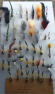 Lot Of 39 Fishing Flies & Poppers TroutSalmonBassSaltwaterVintage • $10.50