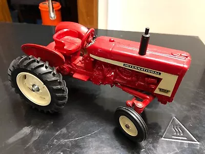 Vintage Scale Model Tractor International 606 • $25