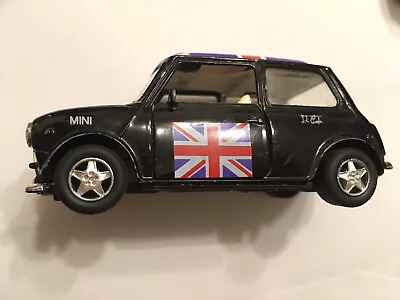 Welly Diecast - Mini Cooper Series Black Union Jack - Model Car No 9045 • £5