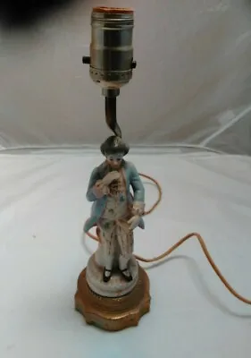 VINTAGE Lefton Renaissance Man PORCELAIN FIGURINE TABLE LAMP • $55