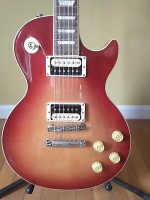 2019 Gibson Les Paul Classic Heritage Cherry Sunburst W/ OHSC • $1600