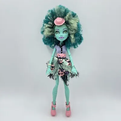 Monster High Doll Honey Swamp Frights Camera Action W/ Headband Hat Belt Shoes • $48.99