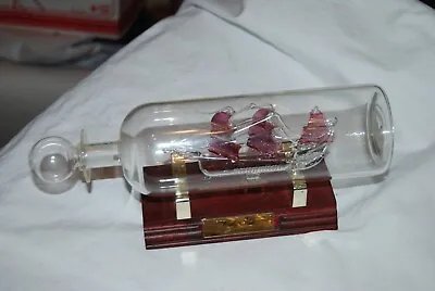 Vintage Spun Glass CUTTY SARK Ship In A Bottle & Wood Stand • $39.99