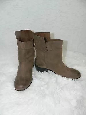 Modern Vintage Booties Brown Leather Ankle Boots  Distressed Size 8.5 • $39.99