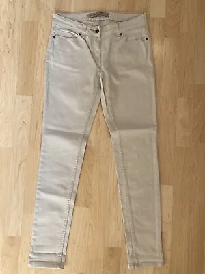 £6.50 • Buy Next Relaxed Skinny Everyday Jeans Size 6 Regular Cream Colour