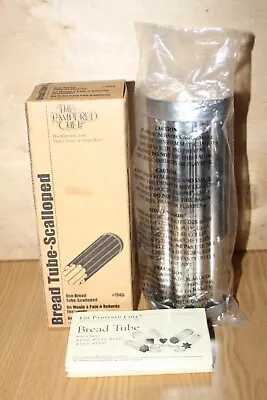 The Pampered Chef - Bread Tube - Scalloped Flower Mould - #1565 - Boxed • £10