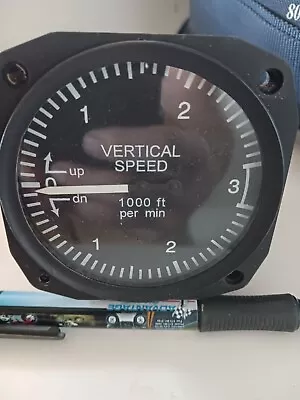 UMA Vertical Speed Indicator 8-310-30 • $200