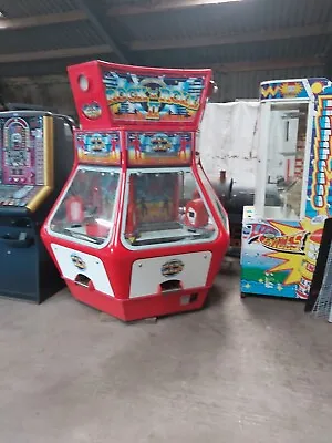 Cromptons Rock N Roll II 10p Coin Operated 6 Player Pusher. • £1000