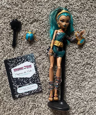 Monster High Nefera De Nile First Wave 2011 Pet Shoes Diary Belt Headdress Great • $165