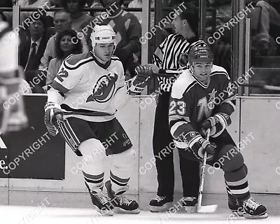 BRIAN BELLOWS - MINNESOTA NORTH STARS - Vintage 35mm B&W Negative 2.16a  *READ • $9.99