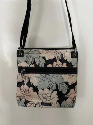 Sakroots Black  Peony Cross Body Bag • $22.50