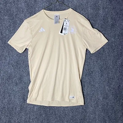 Adidas Boston Marathon 2023 Mens Shirt Size Small Short Sleeve Beige HY0272 New • $24.99