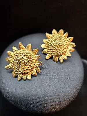 Vintage Gold Tone Sun Flower Stud Earrings Free Shipping! • $12.99