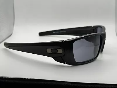 Oakley OO9096-30 Fuel Cell Men's Sunglasses - Matte Black/Grey. #217 • $60