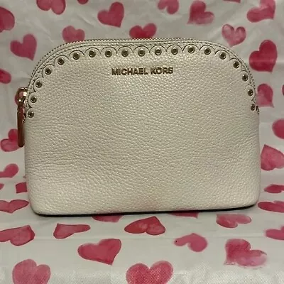Michael Kors Cosmetic Bag White Pebbled Leather Scalloped Edge W/Gold Grommets • $30