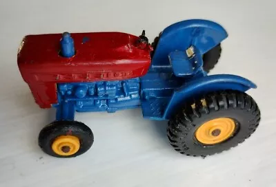 Lesney Matchbox Ford Tractor No 39  Farm Toy Vintage Collectable • £5.99