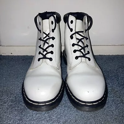 Doc Dr. Martens White Leather Lace Up Mens Size 10 Used • $57.50