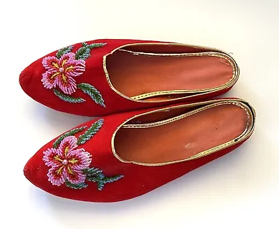 Red Slippers Vintage 1950s Slip On Mules Beaded Floral Velveteen Size 6 -6.5 • $20