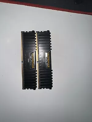 Corsair Vengeance LPX 16GB (2 X 8GB) PC4-28800 (DDR4-3600) Memory... • £20