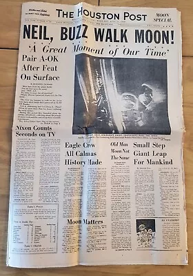 Vintage Newspaper NEIL BUZZ WALK MOON! The Houston Post Moon Day July 21 1969  • $350