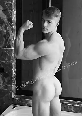 Muscular Gay Man Naked Hunk Beefcake Hot Male Cute Butt Vintage 5X7 Photo M115 • $8.95
