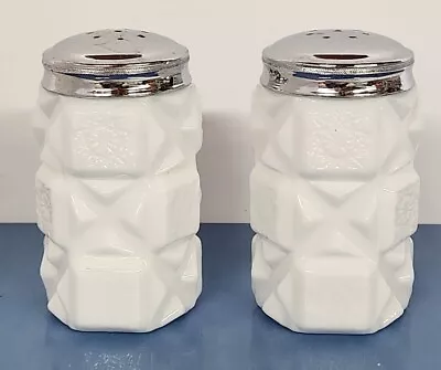 Vintage Westmoreland Milk Glass Old Quilt Salt & Pepper Shakers Set • $8