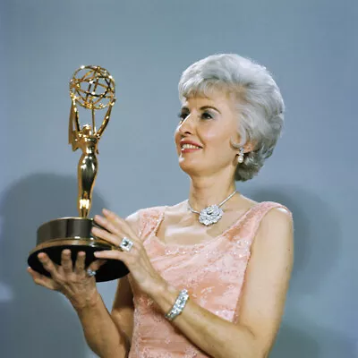 $19.99 • Buy Barbara Stanwyck Holds Golden Globe Award For The Big Valley 12x12 Inch Photo