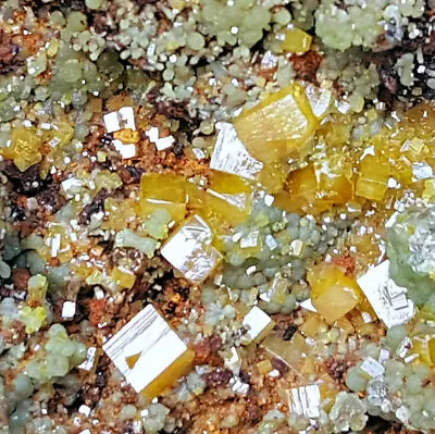 Superb 3 Inch Wulfenite Crystals With Mimetite On Limonite • $46