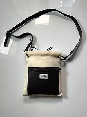 EXCELLENT Ugg Shearling Suede Leather Crossbody Shoulder Bag • $39.99