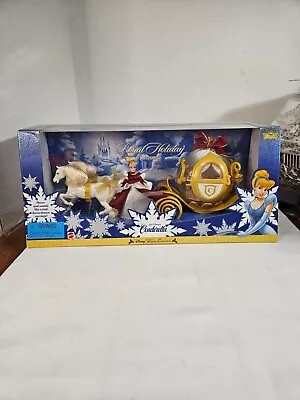 Vintage Mattel 1998 Cinderella Royal Holiday Carriage W/ Mini Doll NRFB • $13