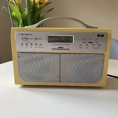 £24.99 • Buy CROWN CDR-140 DAB/FM Radio With Clock | Wooden Surround | Tested