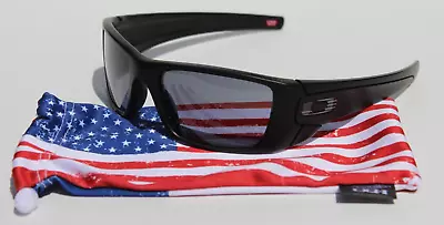 OAKLEY Fuel Cell Sunglasses Matte Black/Grey SI Tonal USA Flag OO9096-29 NEW • $114.95