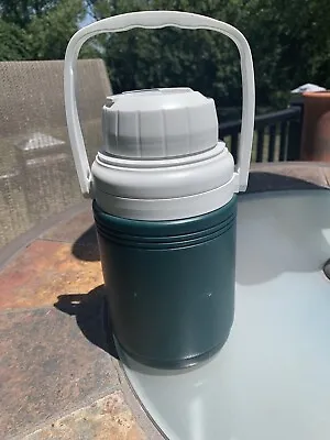 Vintage Coleman 1/3 Gallon Insulated Water Jug Cooler * Model 5542 Green & White • $7