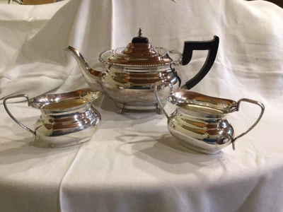 £35 • Buy Viners Of Sheffield, Alpha Plate Silver Plated Footed Teapot Set 