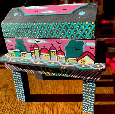 Hand Painted Oaxaca Wood Jewelry Box. SIGNED By Artist. Alebrije. 6.5 “ X 7 “. • $28