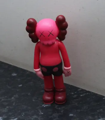 KAWS Companion Vinyl Figure 7.5  'Blush' Med I Com Toy 2004 • £40