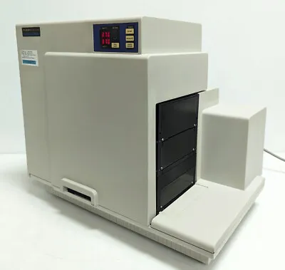 Molecular Devices FlexStation Scanning Fluorometer + Integrated Fluid Transfer • $3200