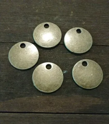 5 Metal Stamping Blanks Circle Charms Antiqued Bronze Pendants Tags 5/8  • $4.12