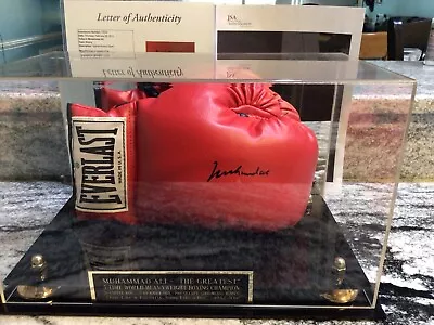 Muhammad Ali HOF Autographed Red EverLast Boxing Glove COA JSA X84277 Letter Of  • $1499.99