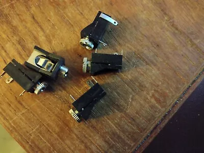 5 Off 3.5mm Unswitched Jack Sockets Horizontal PCB Mounting • £3