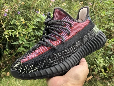 $400 • Buy Adidas Yeezy 350 V2 Boost Men's Black Sneakers Full Of Stars