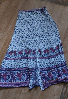$50 • Buy Arnhem Skirt Sz 10