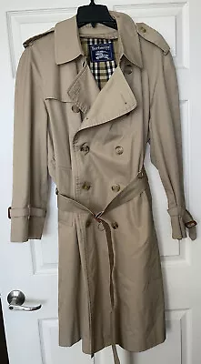 Full Length Men’s Trenchcoat Coat/ Raincoat Burberry 42 Short. READ!!! • $170.99