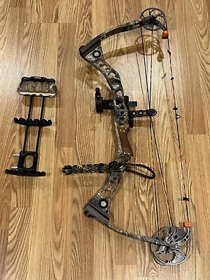 MATHEWS Solo Cam Compound Bow Realtree Camo - Sight Quiver Rest Stabilizer Wrist • $255