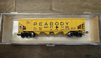 Trix N Scale Peabody Short Line 6671 4-Bay Hopper (973939) • $5