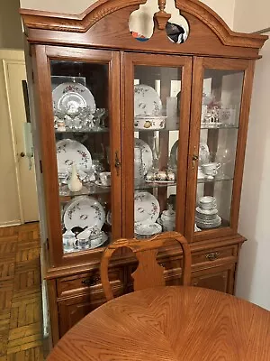Solid Oak Dining Room Set • $200