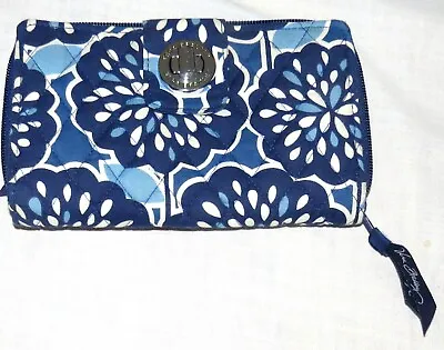 Vera Bradley Turn Lock Zip-around Ladies Wallet Dark Blue Petal Splash • $15